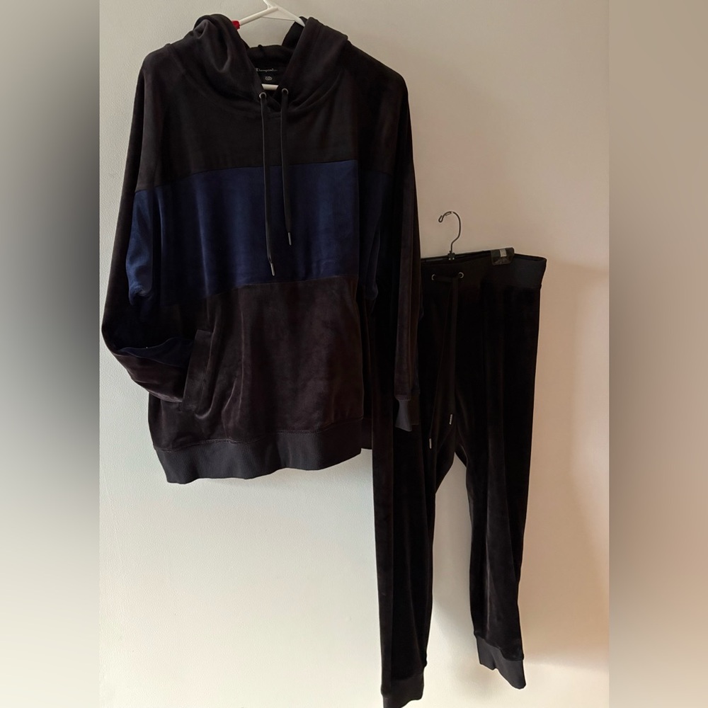 Campion Elite Black and Blue Velour Tracksuit. Top; XXL; Pants L. Activewear